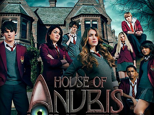 Inspired By House of Anubis-Nina's First Day the house of anubis necklace