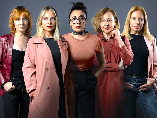 Cast Photo