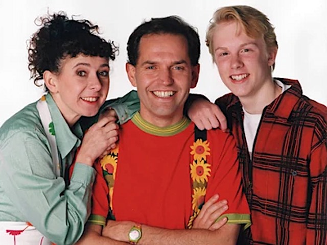 Cast Photo